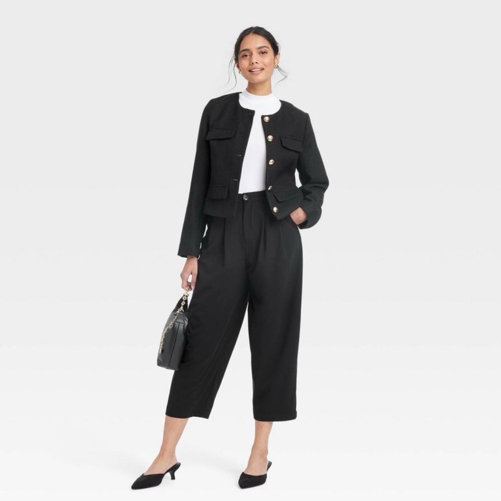 Elegant Black Women's Blazer, Medium